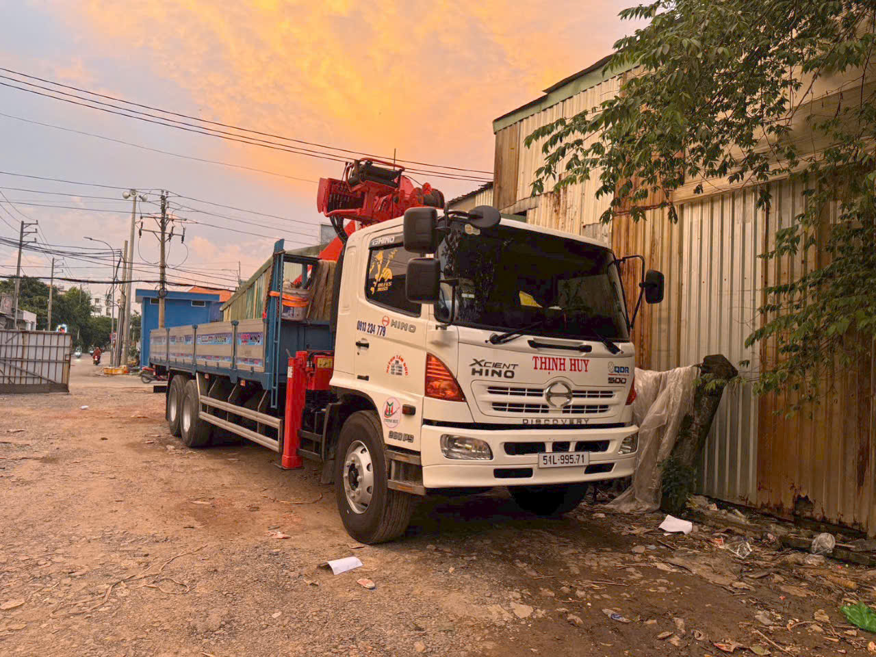 dịch vụ nâng cẩu chuyên nghiệp