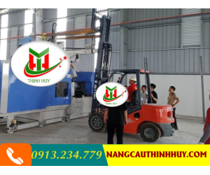 THUÊ XE NÂNG HÀNG DỌN KHO TRỌN GÓI QUẬN 12 - LH: 0913.234.779