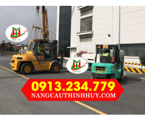 THUÊ XE NÂNG HÀNG 1 TẤN TẠI QUẬN 5