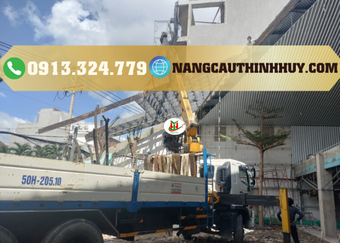 THUÊ XE CẨU THÙNG 8 TẤN TẠI QUẬN 7