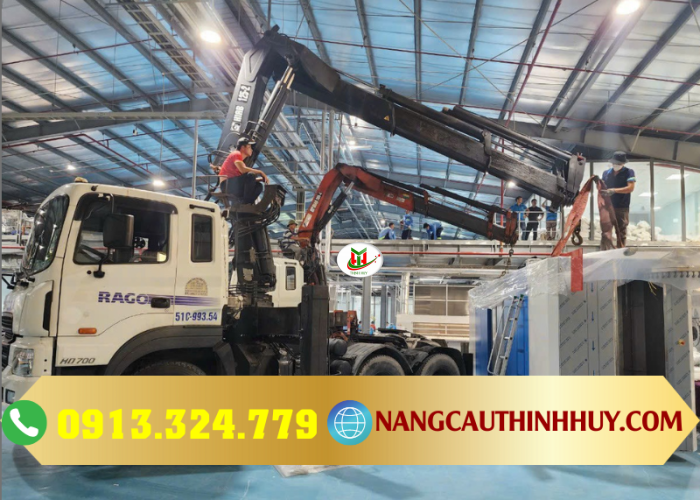 THUÊ XE CẨU THÙNG 5 TẤN TẠI QUẬN 4