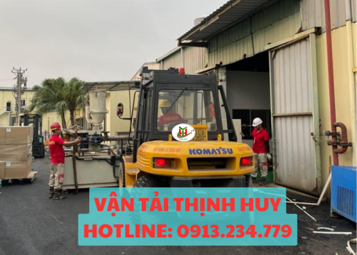 THUÊ XE NÂNG HÀNG DỌN KHO TRỌN GÓI QUẬN 5 - LH: 0913.234.779