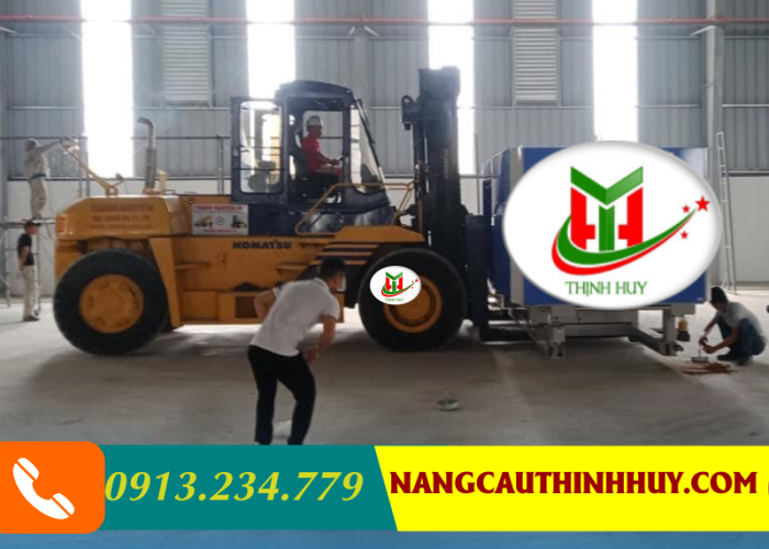 THUÊ XE NÂNG HÀNG DỌN KHO TRỌN GÓI QUẬN TÂN BÌNH - LH: 0913.234.779
