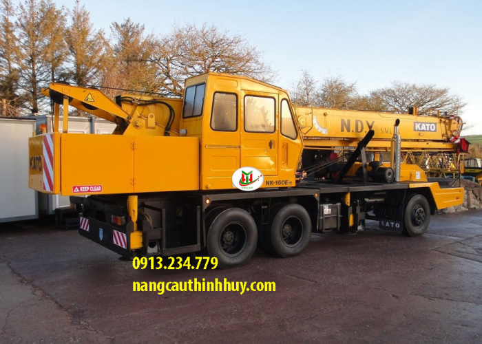 CHO THUÊ XE CẨU KATO 100 TẤN