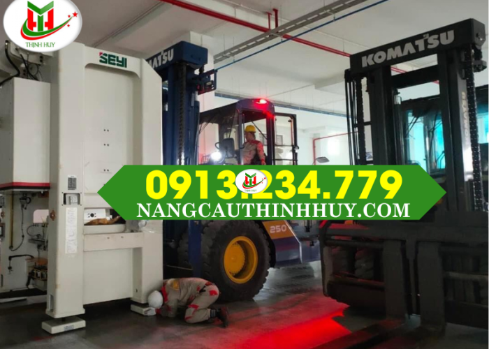 THUÊ XE NÂNG HÀNG 1 TÂN TẠI QUẬN 1